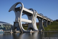 Falkirk Wheel – Un ascenseur à bateaux rotatif écossais unique au monde