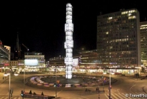 Sergels Torg, le Châtelet de Stockholm et son obélisque de verre