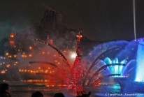 BraviSEAmo laisse sa place à Fantasmic à Tokyo Disney Sea