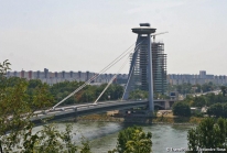 Nový Most, le Pont Neuf de Bratislava à forme d’OVNI