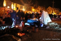 Marché Médiéval de Noël à Provins – Rois Mages et troubadours animent banquet et bal d’époque