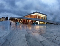 Norske Opera – le renouveau de la banlieue d’Oslo en lignes obliques